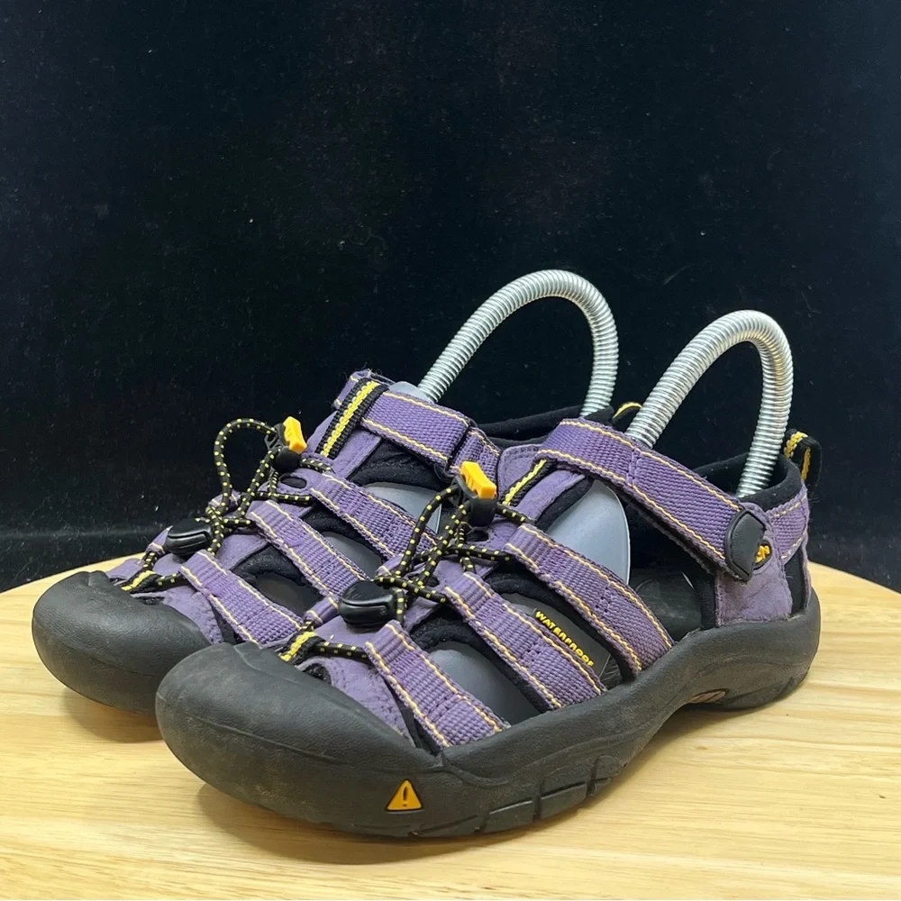 Kids Keen Newport Waterproof Sandals Shoes Size 3Y Light Purple Outdoor Hiking